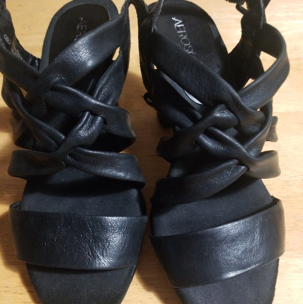 Women's shoes